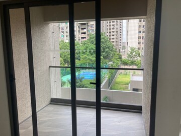 Room in 3 BHK Apartment at Shela – for Rent