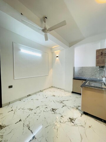 Bathroom in 1 BHK Builder Floor at Saket – for Rent