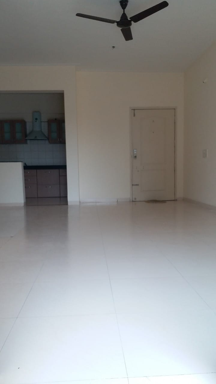 2 BHK Apartment For Sale in Flower Valley Apartment