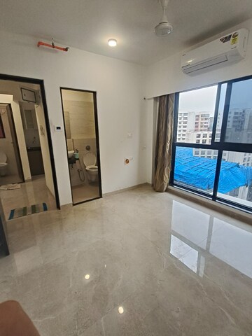  1 BHK Apartment at Platinum Life, Andheri West – for Rent