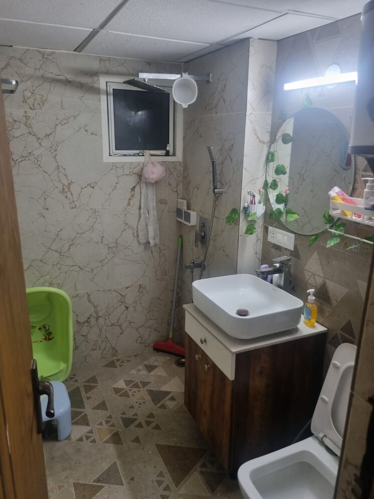 Bathroom, aims-golf-city 2 Bedroom 950 Sq.Ft. Apartment In Sector 75 Noida 9105581