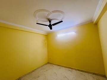 Room in 2 BHK Independent House at Chattarpur – for Rent