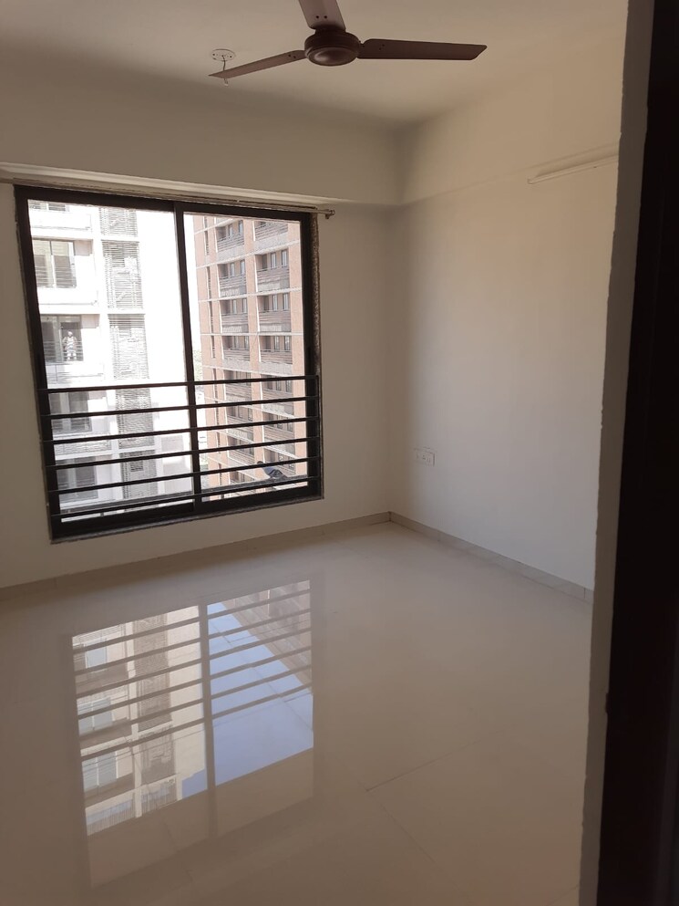 Room, shilaj 3 Bedroom 1575 Sq.Ft. Apartment In Shilaj Ahmedabad 9105589