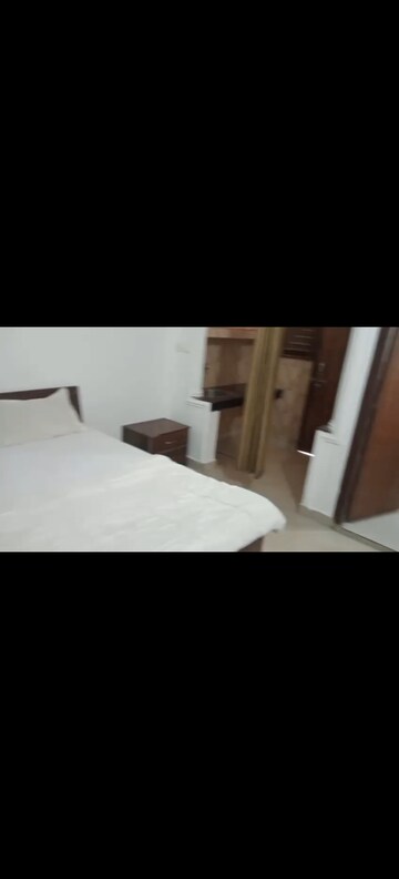 1 BHK Builder Floor For Rent in Golden Valley Roza Jalalpur, Roza Jalalpur
