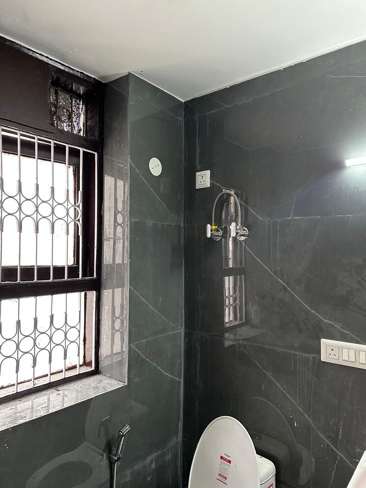 Room, dlf-city-phase-v 3 Bedroom 1600 Sq.Ft. Apartment In Dlf Phase V Gurgaon 9105658