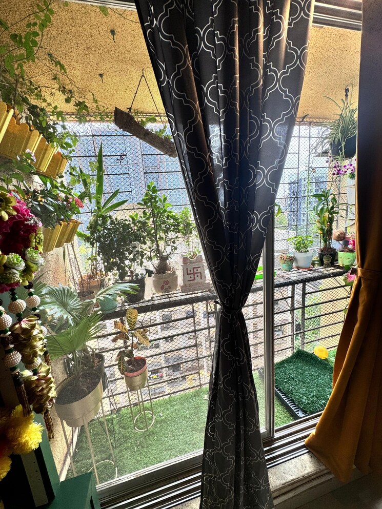 Balcony, ratnagar-chs 2 Bedroom 790 Sq.Ft. Apartment In Andheri West Mumbai 9105685