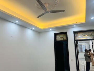 Furnished Amenities in 3 BHK Independent House at Chattarpur – for Rent
