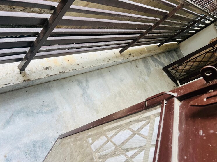 Balcony, chattarpur 3 Bedroom 1200 Sq.Ft. Independent House In Chattarpur Delhi 9105692