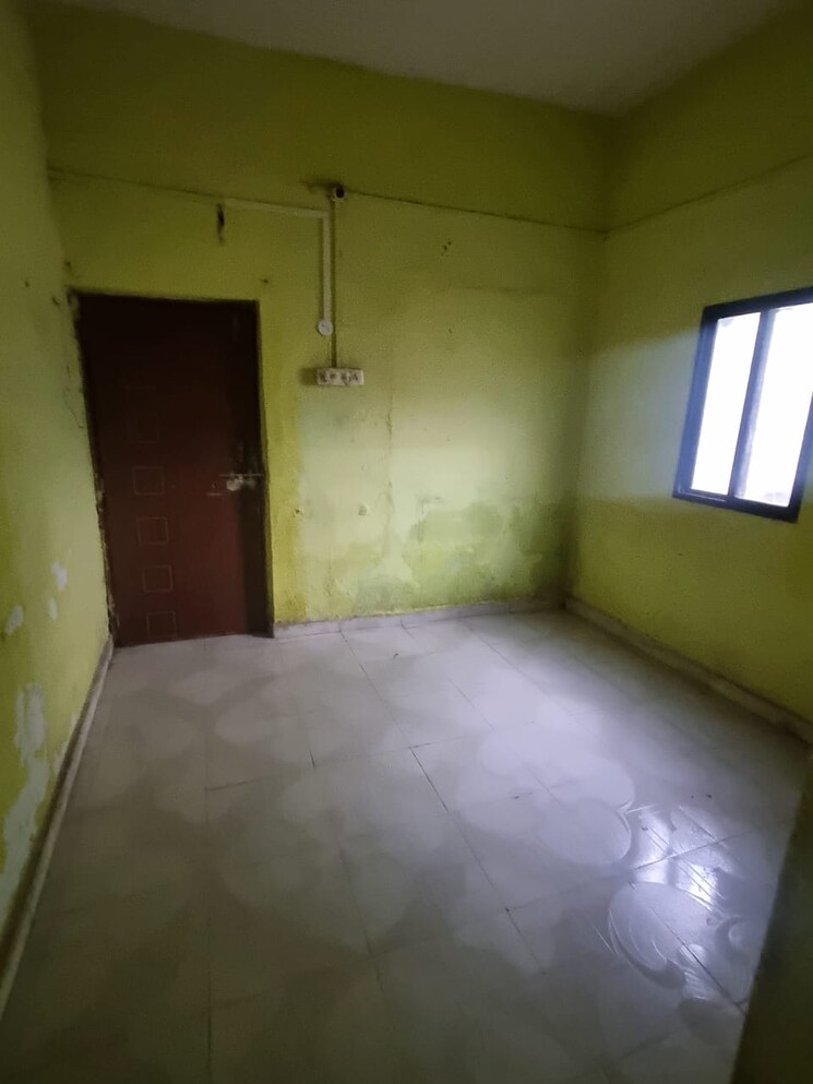 Room, rameshwari Commercial Shop 400 Sq.Ft. In Rameshwari Nagpur 9105704