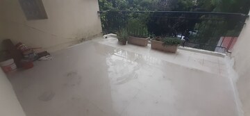 Room in 3 BHK Apartment at Vasant Kunj – for Rent