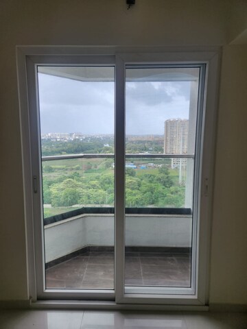 Room in 3 BHK Apartment at Avon Vista, Balewadi – for Sale