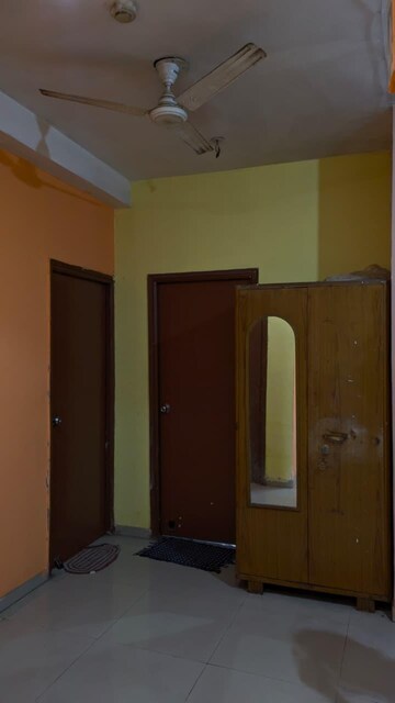 Building Lobby in 3 BHK Apartment at Gaur City 2 - 11th Avenue, Sector 16c Greater Noida – for Rent
