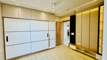 Room in 3 BHK Apartment at M3M Heights, Sector 65 – for Rent