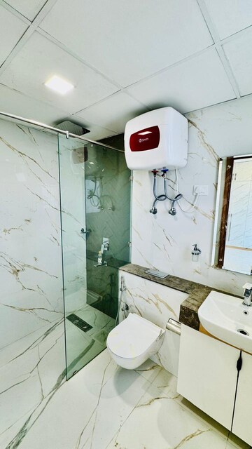 Team Area in 3 BHK Apartment at M3M Heights, Sector 65 – for Rent