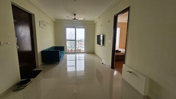 Room in 2 BHK Apartment at Mana Capitol, Sarjapur Road – for Rent