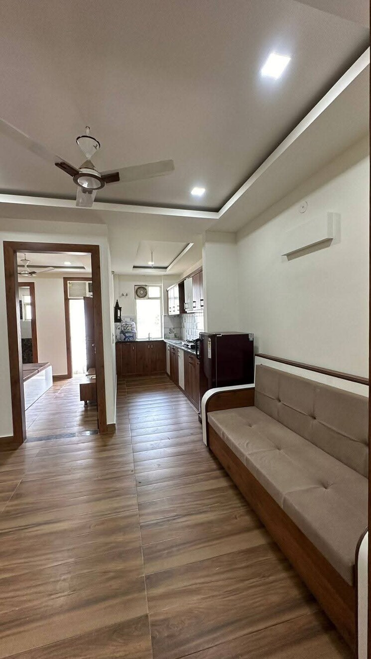 Living Room, freedom fighters enclave 2 Bedroom 1100 Sq.Ft. Builder Floor In Freedom Fighters Enclave Delhi 9105794