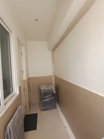 Furnished Amenities in 2 BHK Apartment at Mana Capitol, Sarjapur Road – for Rent
