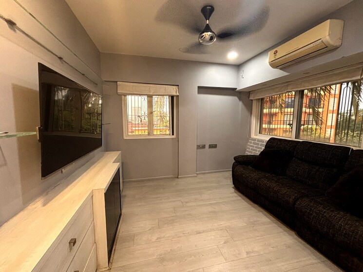 Living Room, bandra west 2 Bedroom 750 Sq.Ft. Apartment In Bandra West Mumbai 9105805