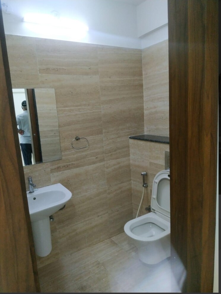 Bathroom, lodha-meridian 3 Bedroom 2259 Sq.Ft. Apartment In Kukatpally Hyderabad 9105892