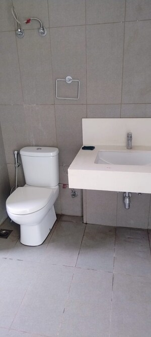 Bathroom in 2 BHK Apartment at DLF Regency Park I, Dlf Phase iv – for Sale