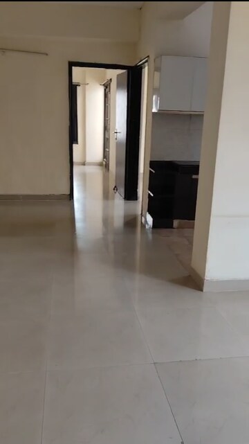 Room in 2.5 BHK Apartment at RPS Savana, Sector 88 – for Rent