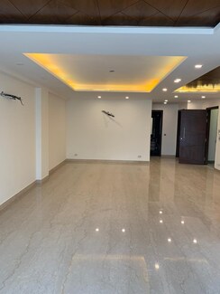 4 BHK + Servant Room Builder Floor For Sale in DLF City Phase IV