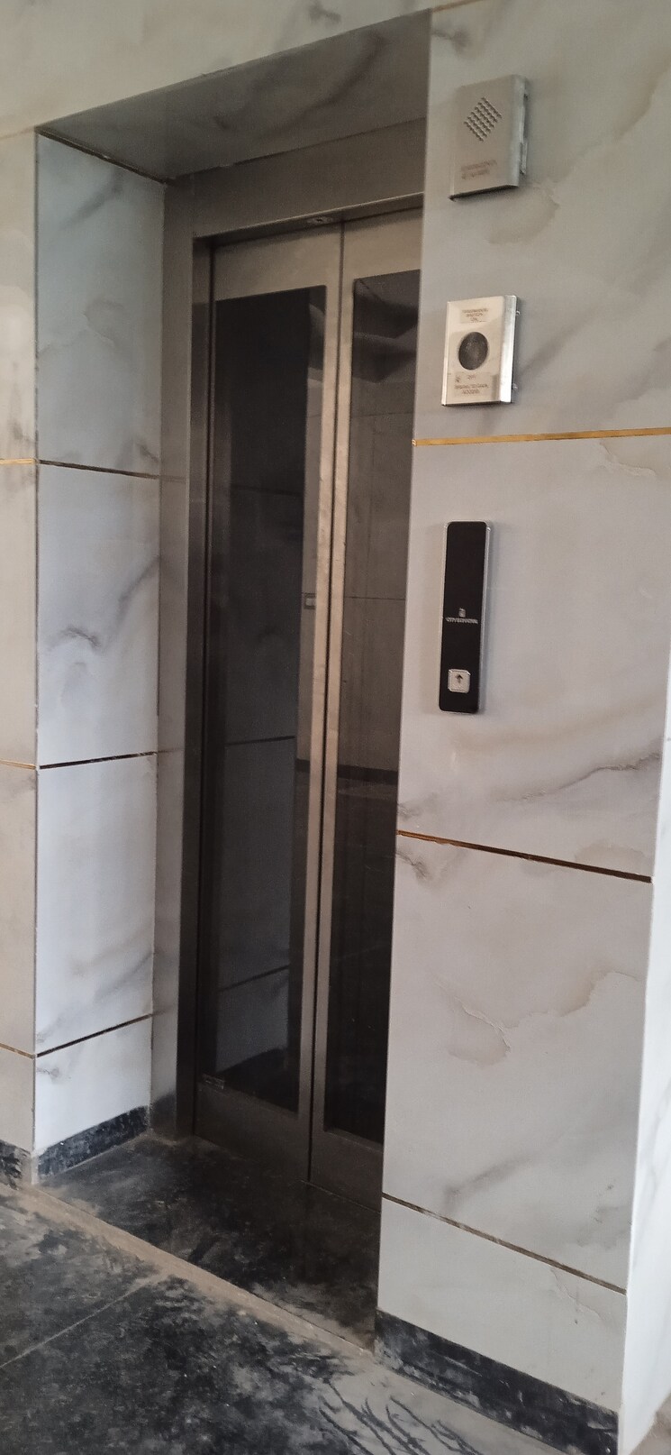 Bathroom, igi airport area 2 Bedroom 700 Sq.Ft. Builder Floor In Igi Airport Area Delhi 9105869