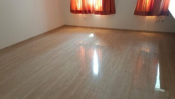 Room in 4 BHK Villa at Vajram Aster Homes, Gopanpally – for Rent