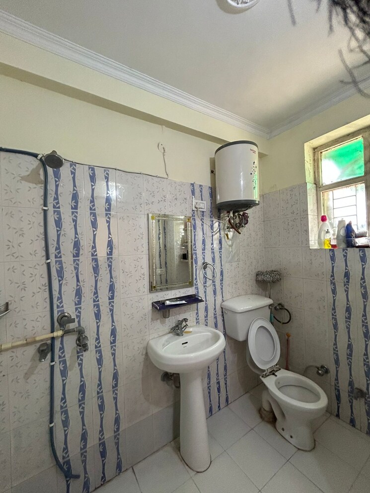 Bathroom, dasmesh nagar 3 Bedroom 1365 Sq.Ft. Villa In Dasmesh Nagar Kharar 9105870