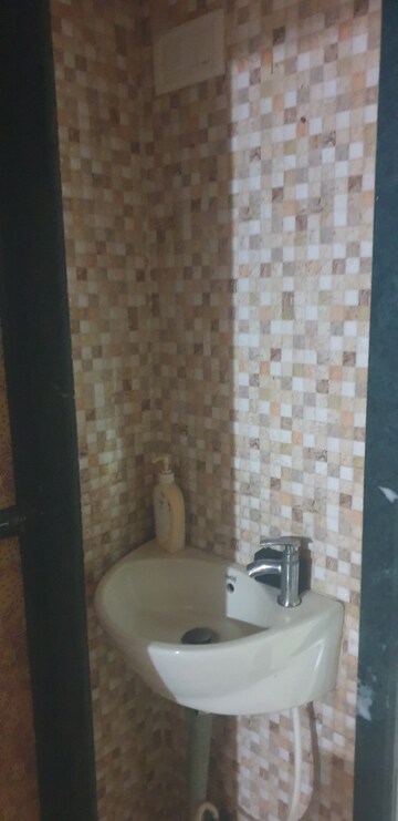 Bathroom in 1 BHK Apartment at Dombivli East – for Rent