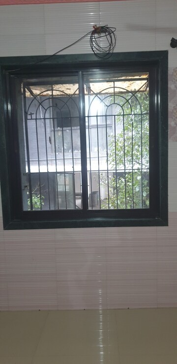 Room in 1 BHK Apartment at Dombivli East – for Rent