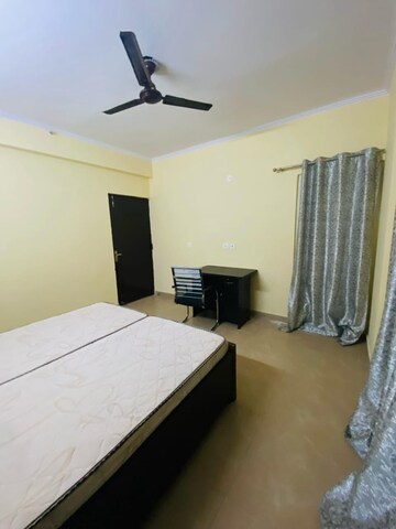 Room in  Pg at Sector 75 – for Rent
