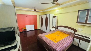 Bedroom in 2 BHK Apartment at New Nikita Apartments, Borivali West – for Rent