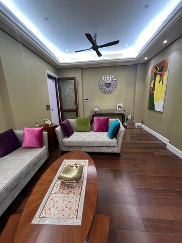 Living Room in 6 BHK Independent House at Sector 22 – for Sale