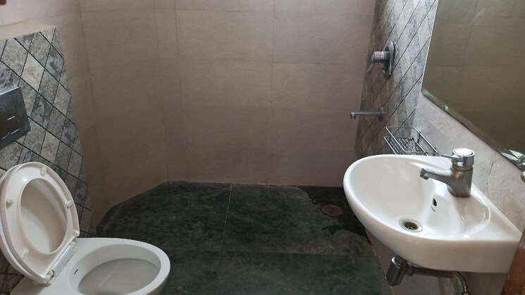 Bathroom, ambience-island-lagoon 3 Bedroom 2189 Sq.Ft. Apartment In Sector 24 Gurgaon 9105945