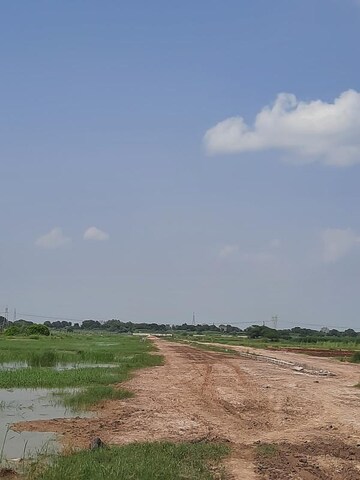  Plot For Sale in Koduru