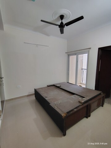 Staircase in 3 BHK Apartment at Amrapali Terrace Homes, Tech Zone 4 Greater Noida – for Rent