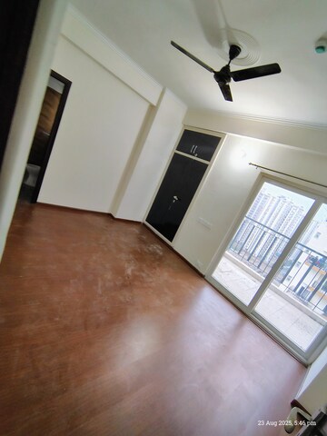 Furnished Amenities in 3 BHK Apartment at Amrapali Terrace Homes, Tech Zone 4 Greater Noida – for Rent