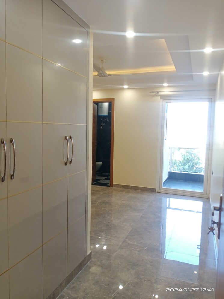 Room, vasant kunj 3 Bedroom 1350 Sq.Ft. Builder Floor In Vasant Kunj Delhi 9106024