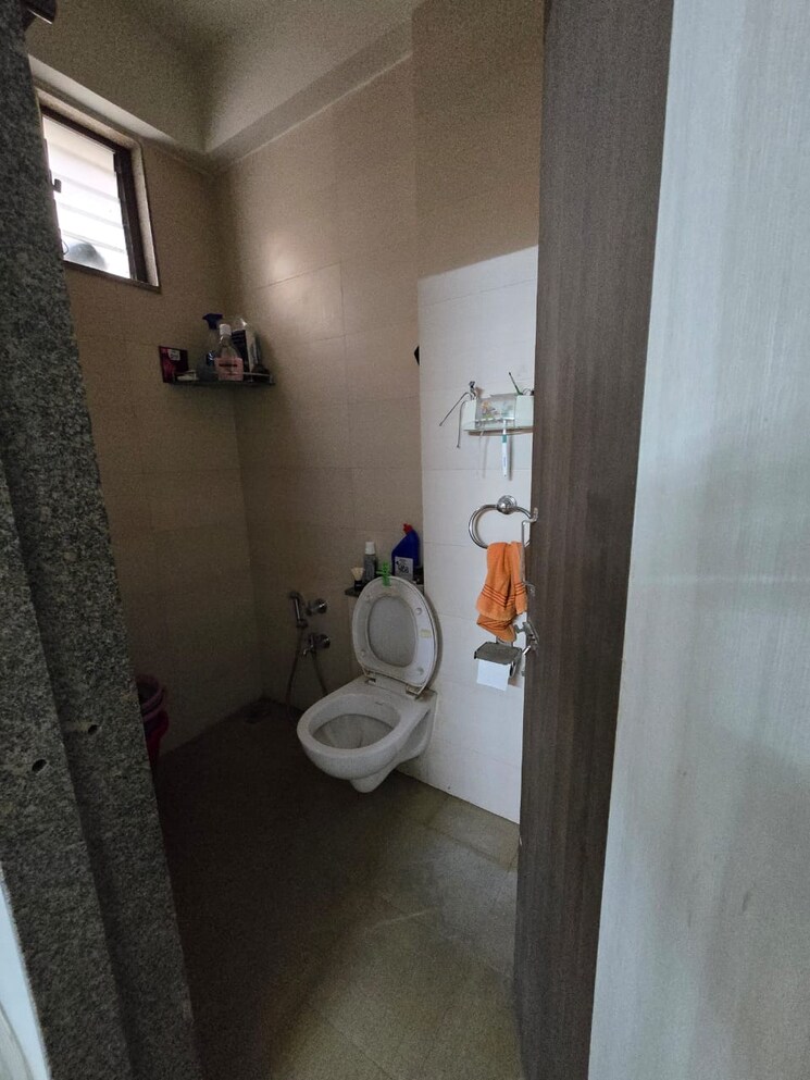 Bathroom, sama savli road 2 Bedroom 1040 Sq.Ft. Apartment In Sama Savli Road Vadodara 9106005