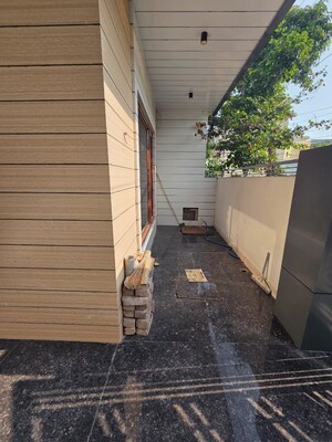 Parking in 4 BHK Independent House at Patiala Road – for Sale