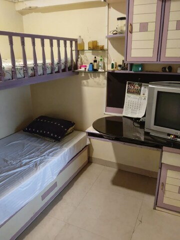 Bedroom in 2 BHK Apartment at Bandra West – for Rent