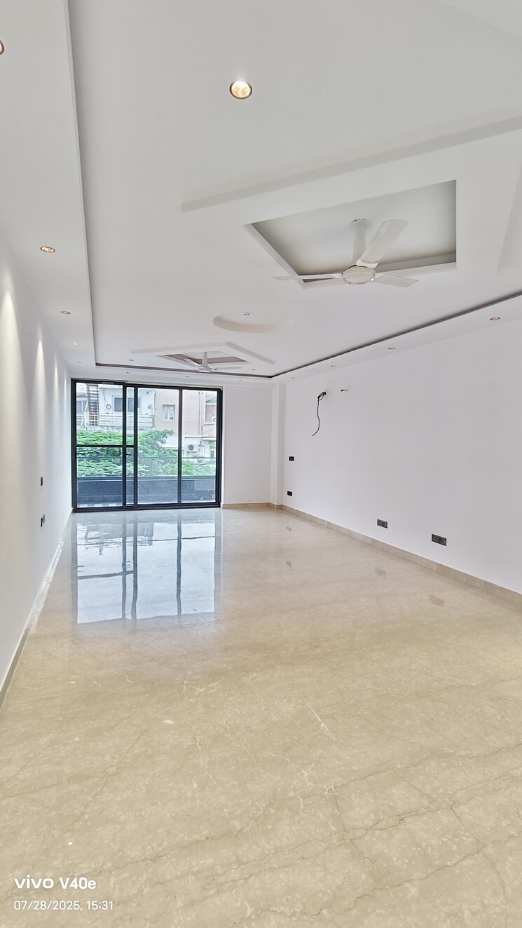 Room, vasant kunj 4 Bedroom 3200 Sq.Ft. Builder Floor In Vasant Kunj Delhi 9106090