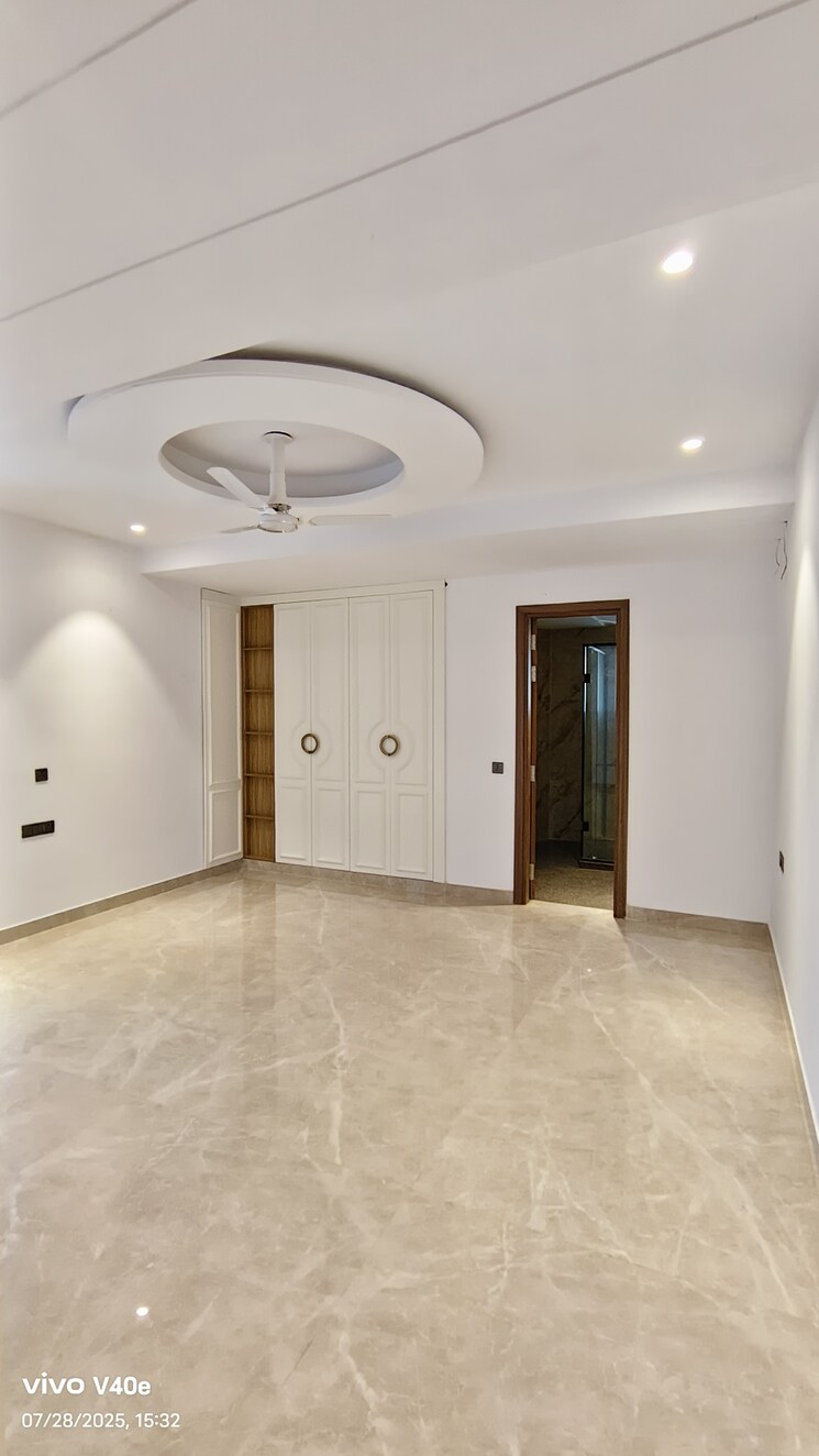 Room, vasant kunj 4 Bedroom 3200 Sq.Ft. Builder Floor In Vasant Kunj Delhi 9106090