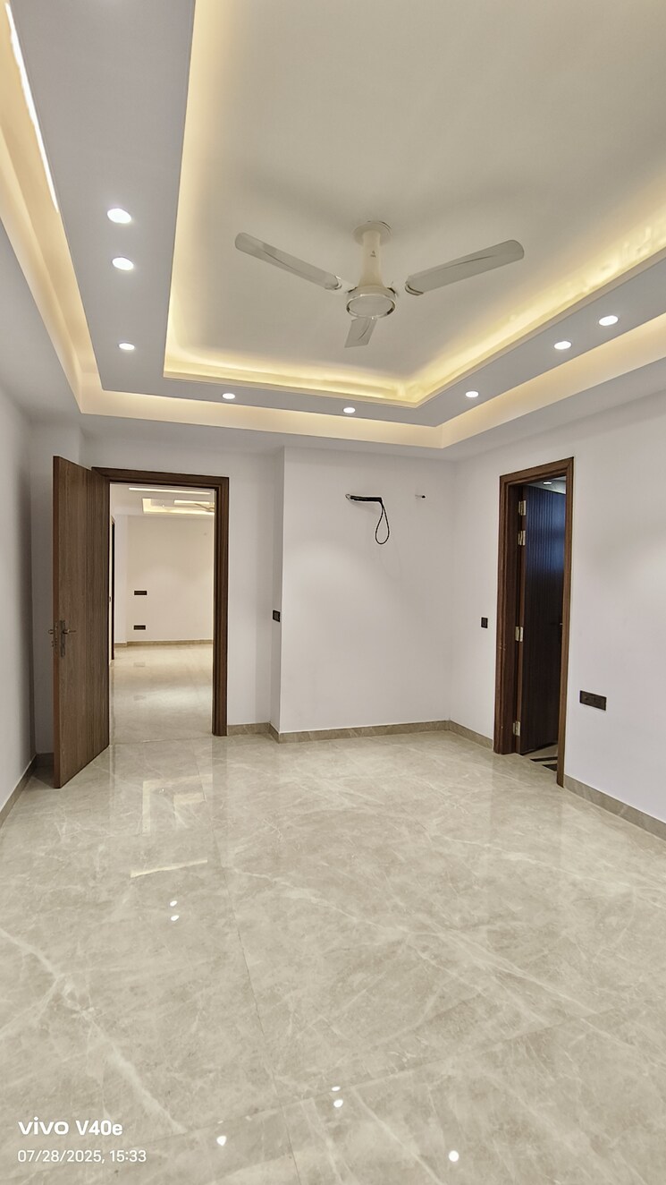 Room, vasant kunj 4 Bedroom 3200 Sq.Ft. Builder Floor In Vasant Kunj Delhi 9106090