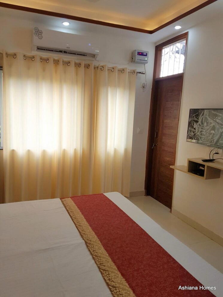 Bedroom, royal-homez 1 RK 400 Sq.Ft. Builder Floor In Sector 43 Gurgaon 9106094