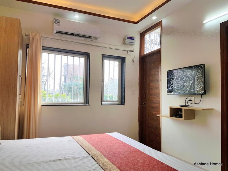 Room, royal-homez 1 RK 400 Sq.Ft. Builder Floor In Sector 43 Gurgaon 9106094