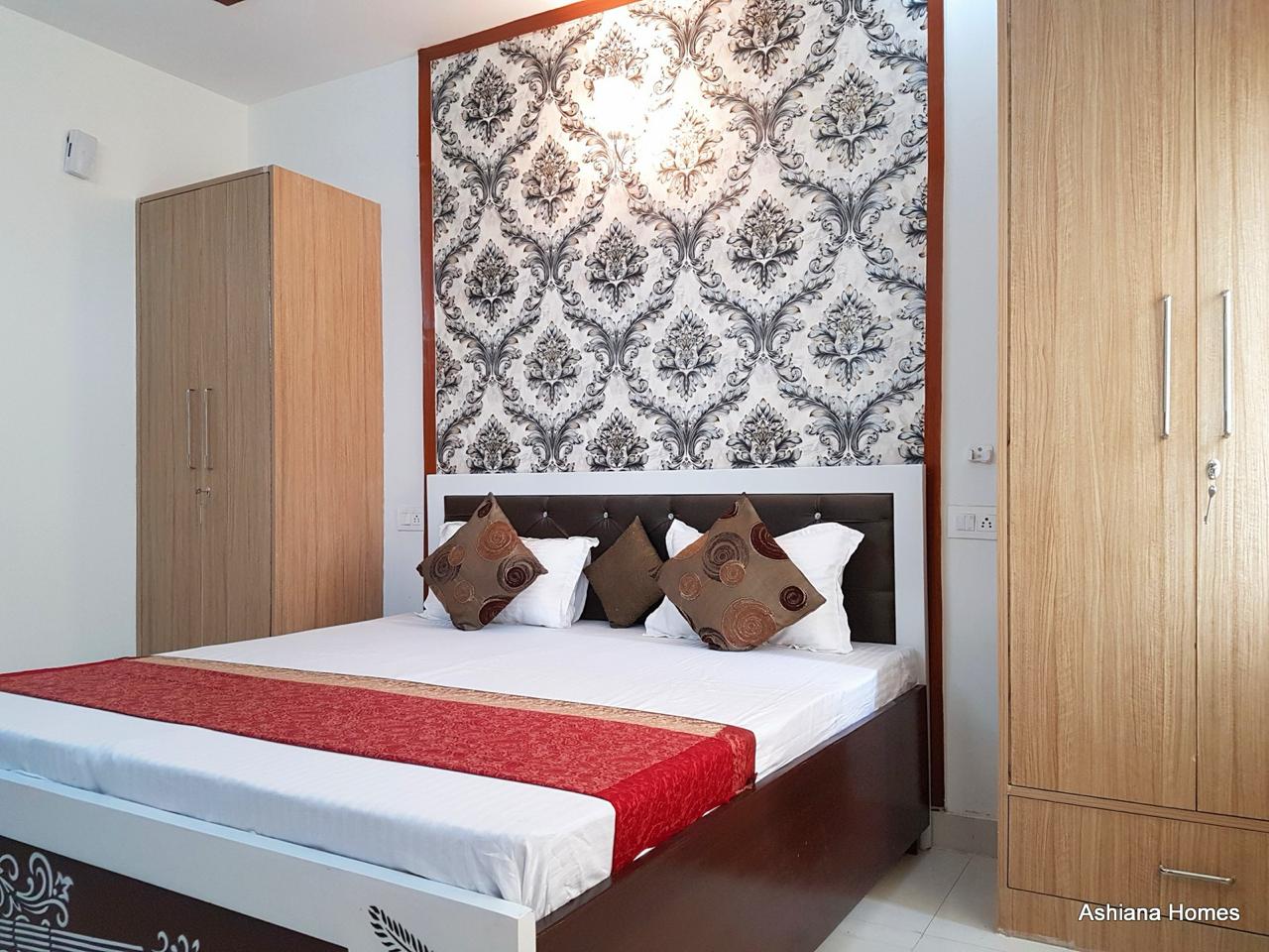 1 RkBuilder Floor For Rent in Royal Homez