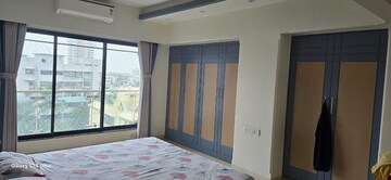 Bedroom in 4 BHK Apartment at Bandra West – for Rent