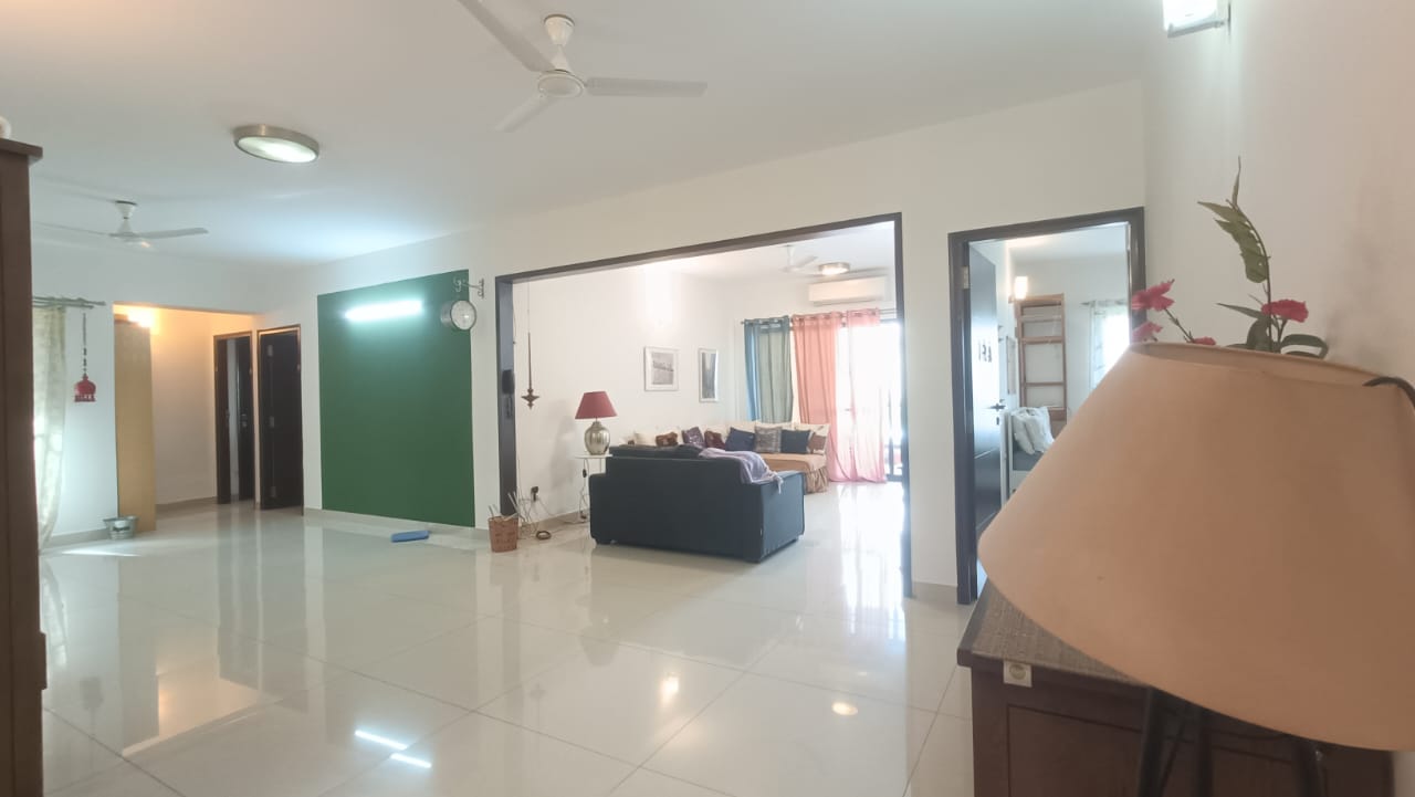 3.5 BHK + Pooja Room 2200 Sq.Ft. Apartment in Legacy Estilo